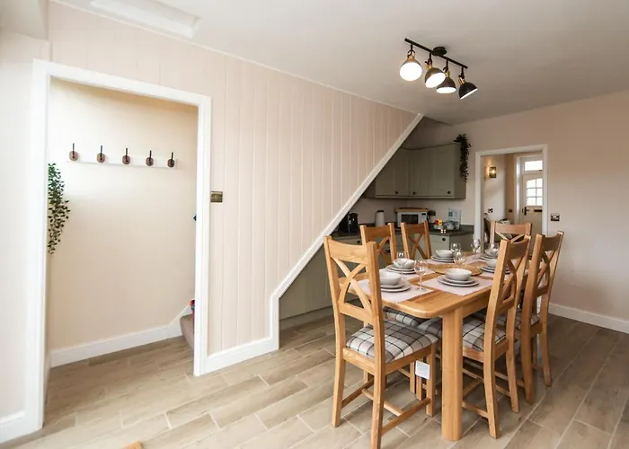 The Bell Chime, Renovated 3 Bedroom Cottage In Matlock