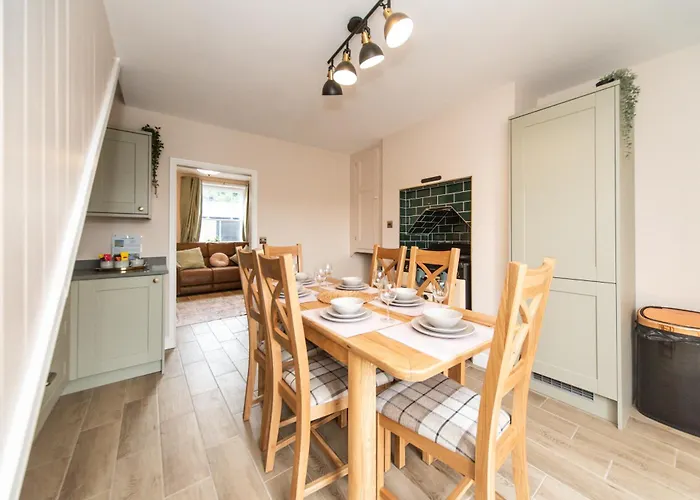 The Bell Chime, Renovated 3 Bedroom Cottage In Matlock